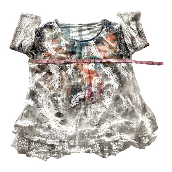 Fleur De Lis Collection 3/4 Sleeve White And Multicolored Top Small EUC - Picture 3 of 4